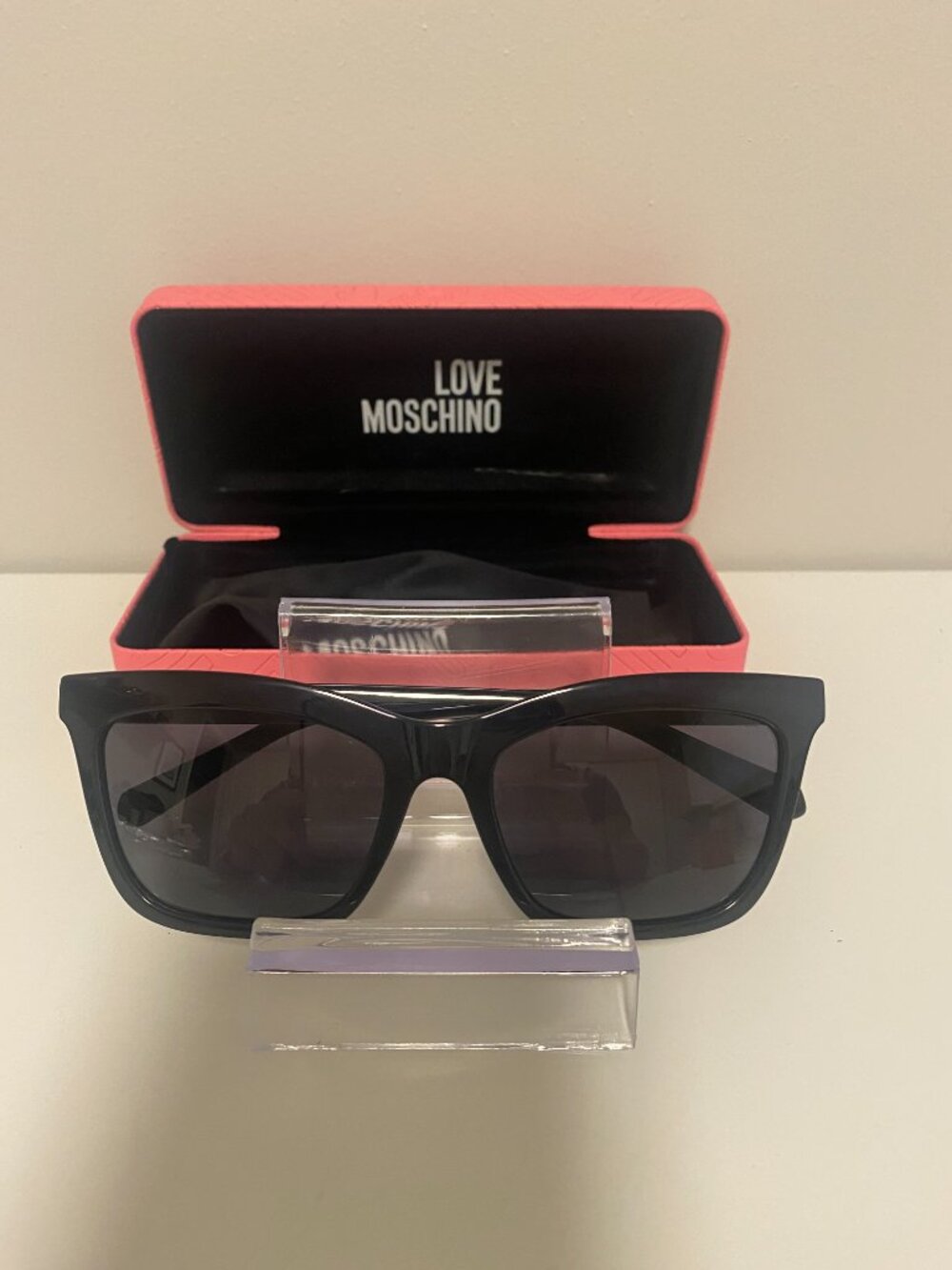 NWT Love Moschino Black Sunglasses - Picture 9 of 10
